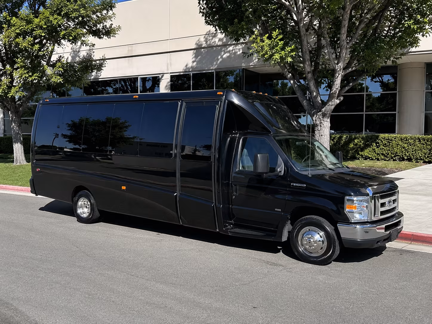 new haven party bus booking step 1