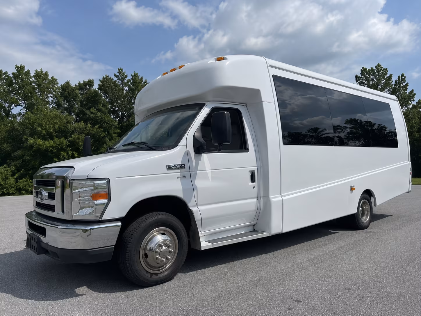 new haven quinceanera sweet 16 party bus rental