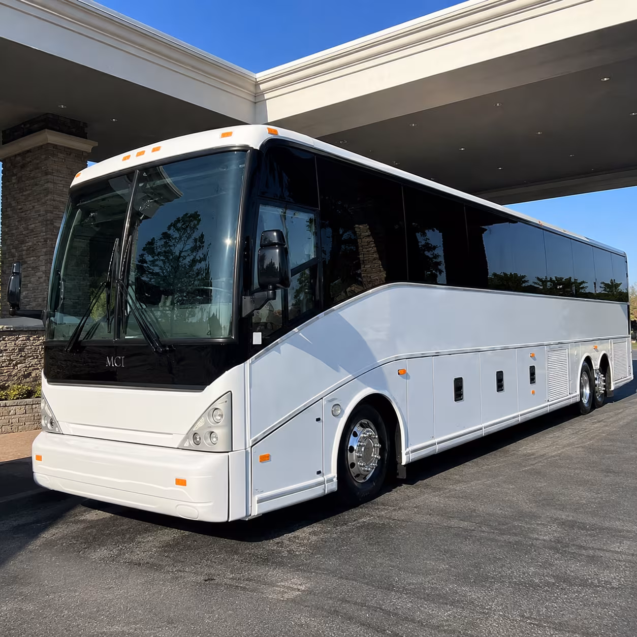 new haven sits between five major airports and a bus handles all of them